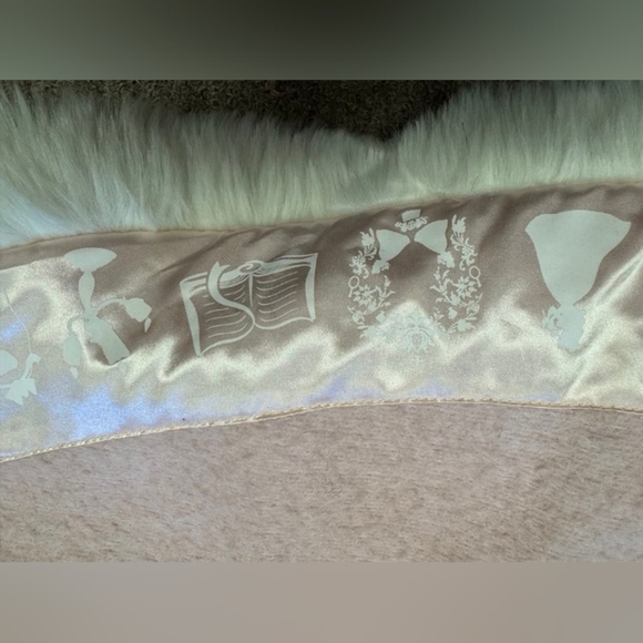 LIZ LISA Poncho EUC Disney Beauty And The Beast Pink White Size 0 - Picture 7 of 9